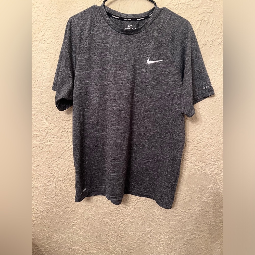 Nike Shirt Men’s Gray Swim Dri-Fit Short Sleeve Lightweight UPF 40+ Size XL